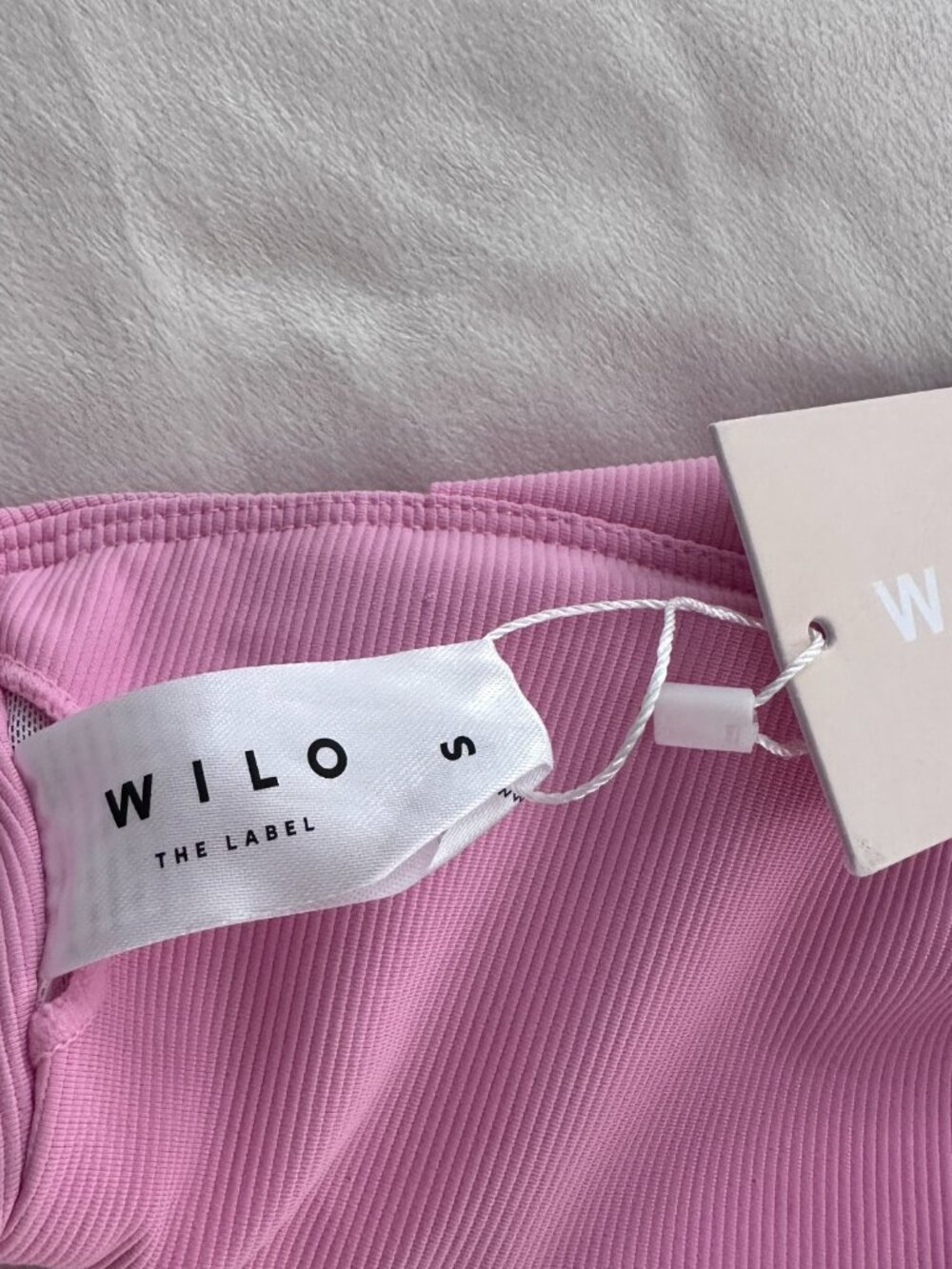 WILO Rib Bandeau Sports Bra Pink Size S NWT Australian Activewear - Picture 4 of 10